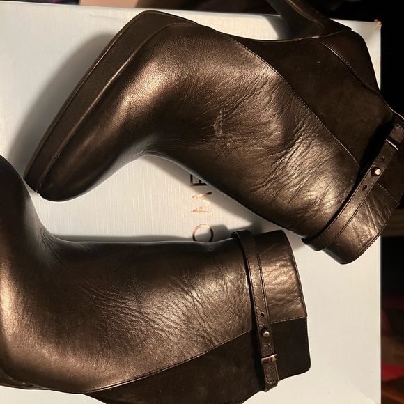 Black Antonio Melani Kingstan Booties with heel 7M - Picture 2 of 3